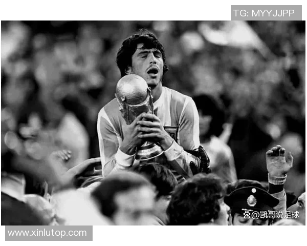 足球历史十大传奇球星排名盘点 谁是最伟大的足球天才