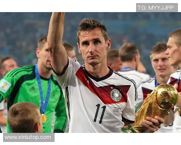 世界足坛脚法最精湛球星盘点 技术与创意并存的传奇球员 世界足坛脚法最精湛球星盘点 技术与创意并存的传奇球员